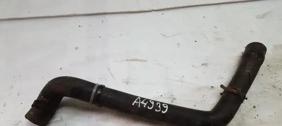 Volkswagen Golf III Engine coolant pipe/hose