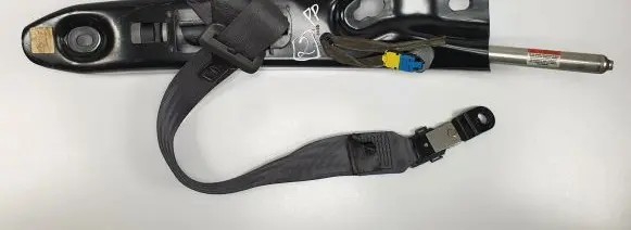 Volvo XC90 Front seatbelt 8619630
