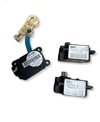 Renault Scenic III - Grand scenic III Air flap motor/actuator T1006419G 1000100010 1807091B