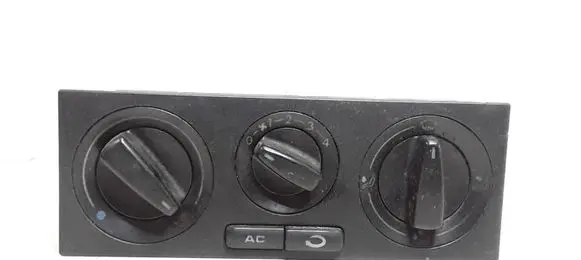 Volkswagen PASSAT B5 Climate control unit 1J0820045D