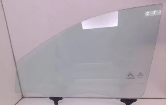 Hyundai ix35 Front door window glass four-door
