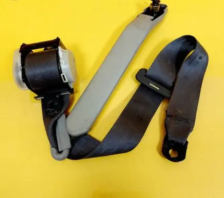 Honda CR-V Rear seatbelt NSB073GL012