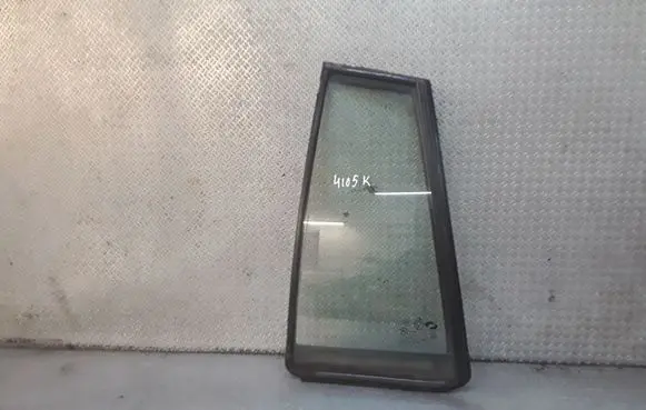 Renault Koleos I Rear vent window glass 
