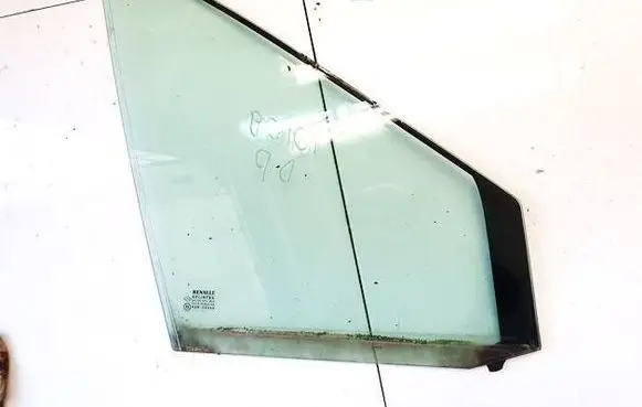 Renault Scenic II - Grand scenic II Front door vent window glass four-door dot24as2m25