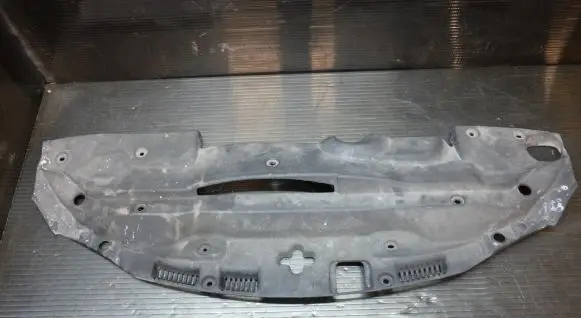 Lexus IS 220D-250-350 Radiator trim 5329553020