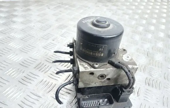 Volkswagen Golf IV ABS Pump 1J0614117B 1J0907379D