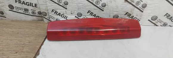 Opel Zafira B Third/center stoplight 565461589 417801 13211587