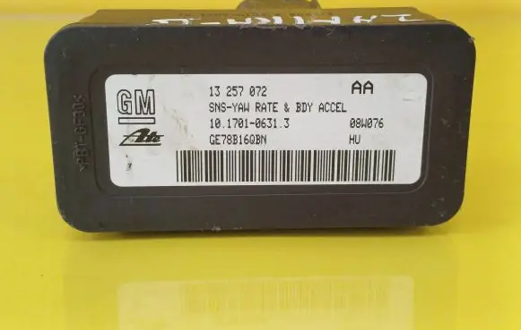 Opel Zafira B ESP acceleration yaw rate sensor 13257072 10170106313 10.1701-0631.3