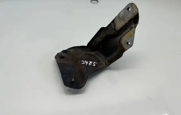 Volkswagen Golf Plus Fender mounting bracket 2785
