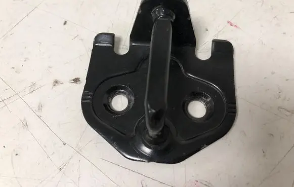 Ford S-MAX Front door lock loop/hook striker 