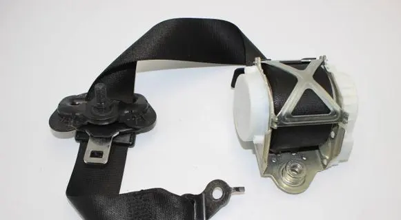 BMW 3 F30 F35 F31 Front seatbelt S1724330702