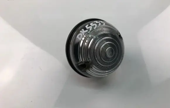 Front fender indicator light
