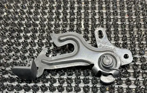Volvo V60 Engine bonnet/hood lock/latch loop/hook 31218611