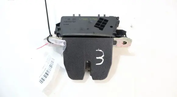 Opel Zafira B Tailgate/trunk/boot lock/catch/latch