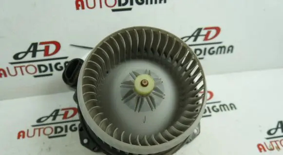 Subaru Trezia Heater fan/blower