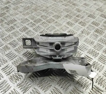 Peugeot 2008 II Engine mount bracket 9826533880