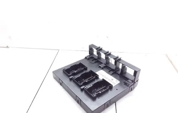 Skoda Octavia Mk2 (1Z) Comfort/convenience module 1K0937087J 5DK00965406