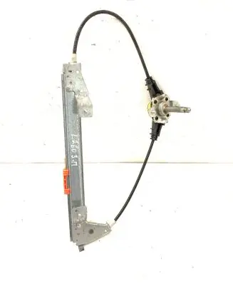 Rear door manual window regulator