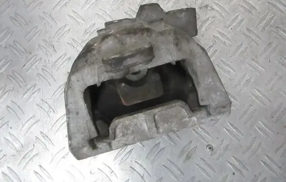 Audi A3 S3 8P Engine mount bracket 1j0199262be