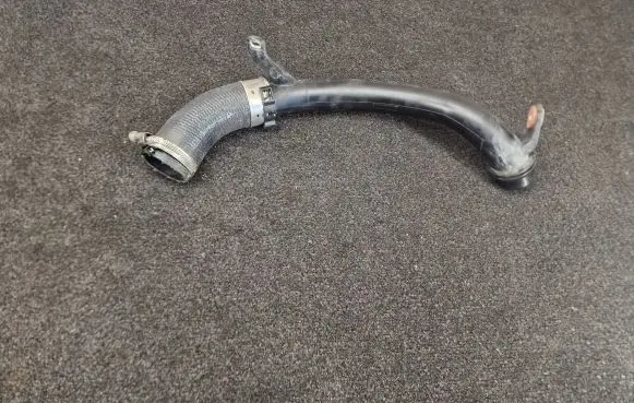 Land Rover Evoque I Intercooler hose/pipe GJ326C782