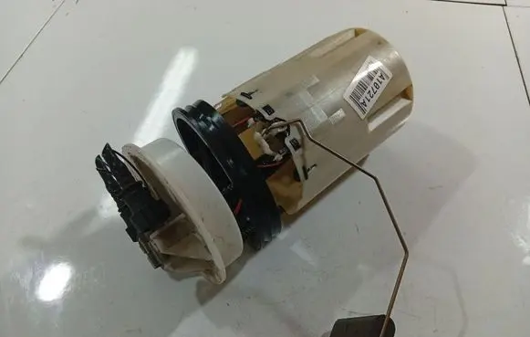 Nissan Almera Tino Fuel level sensor 