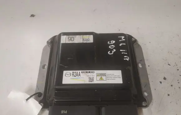 Mazda 6 Engine control unit/module R2AA18881M 2758009149