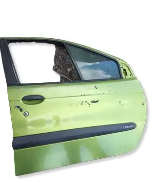 Renault Scenic I Front door 19C0