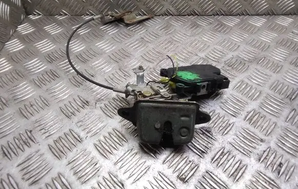 Subaru Legacy Tailgate/trunk/boot lock/catch/latch