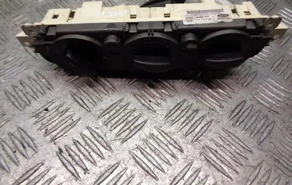 Ford Focus Interior fan control switch 3M5T19980