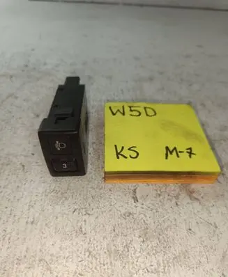Mazda 6 Headlight level height control switch 6811651651651