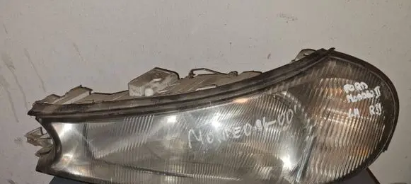 Ford Mondeo MK II Headlight/headlamp 1305235322