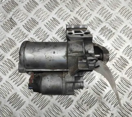 BMW 1 F20 F21 Starter motor 8571905