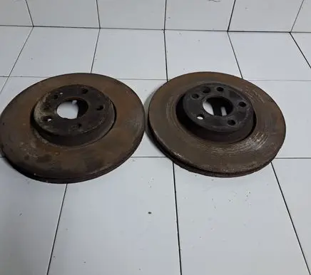 Ford Mondeo MK IV Front brake disc