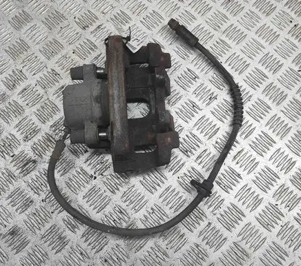 BMW X3 F25 Front brake caliper 6856387 6790303
