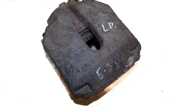 BMW 5 E39 Front brake caliper