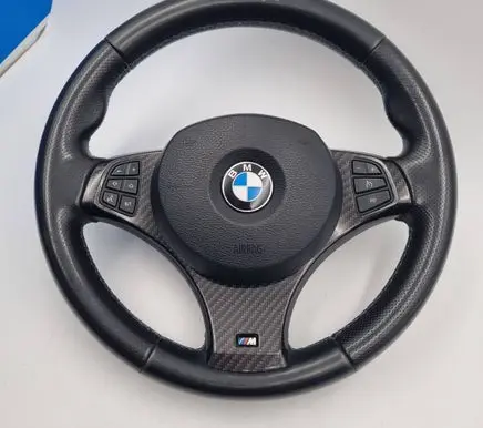 BMW X3 E83 Steering wheel 3063330 3054373 AA00077
