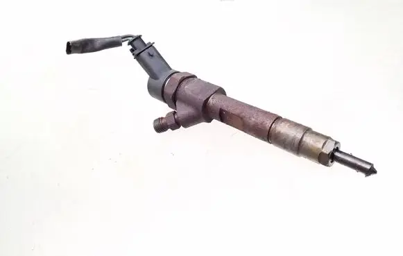 Mitsubishi Space Star Fuel injector 0445110021 7700111014