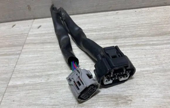 Mitsubishi Outlander Headlight/headlamp wiring loom/harness 