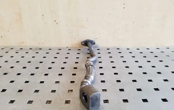 Audi 80 90 S2 B4 Turbo turbocharger oiling pipe/hose 028145736F