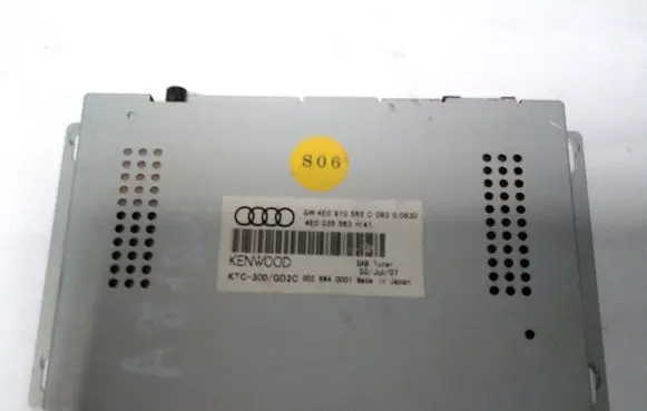 Audi A8 S8 D3 4E Radio/CD/DVD/GPS head unit 4E0910563C