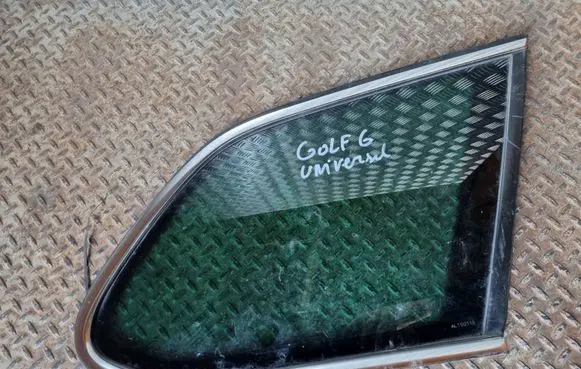 Volkswagen Golf VI Rear side window