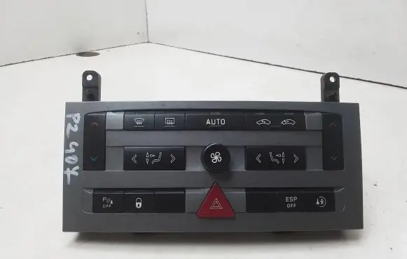 Peugeot 407 Climate control unit 96573322