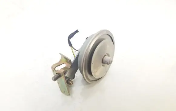 Volkswagen PASSAT B5.5 Horn signal 4A0951113