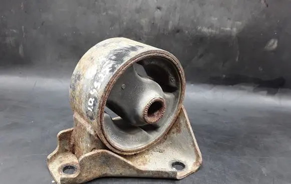 KIA Magentis Engine mount bracket 219112G500