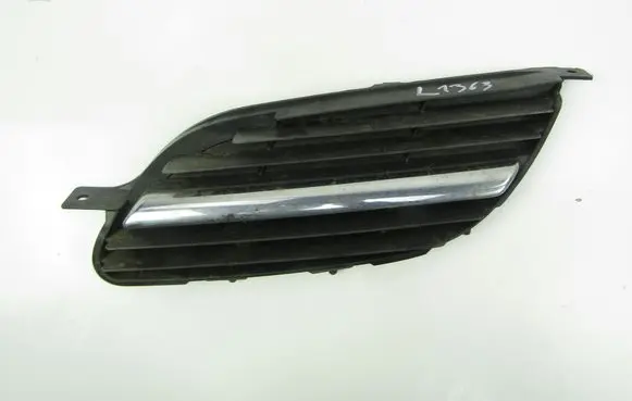 Nissan Almera Tino Front grill 