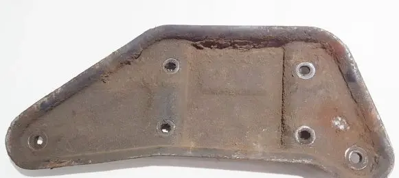 Volkswagen II LT Engine mounting bracket
