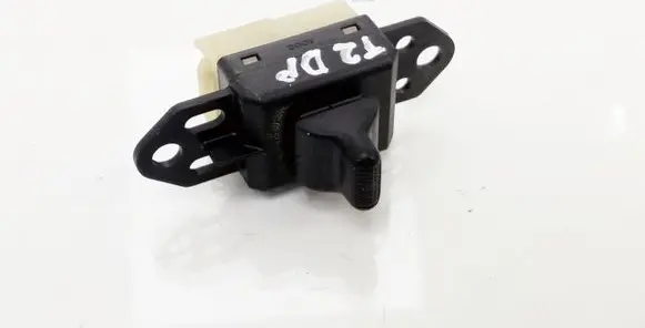 Chrysler Voyager Central locking switch button A002