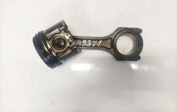 Mazda 3 I Piston with connecting rod