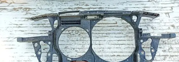 Volkswagen PASSAT B5 Radiator support slam panel
