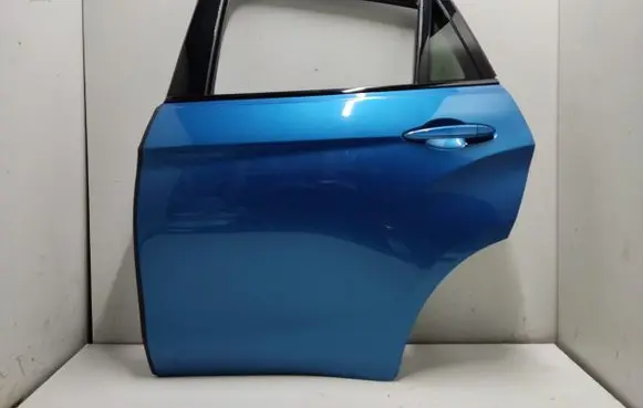 BMW X6 F16 Rear door 7386743